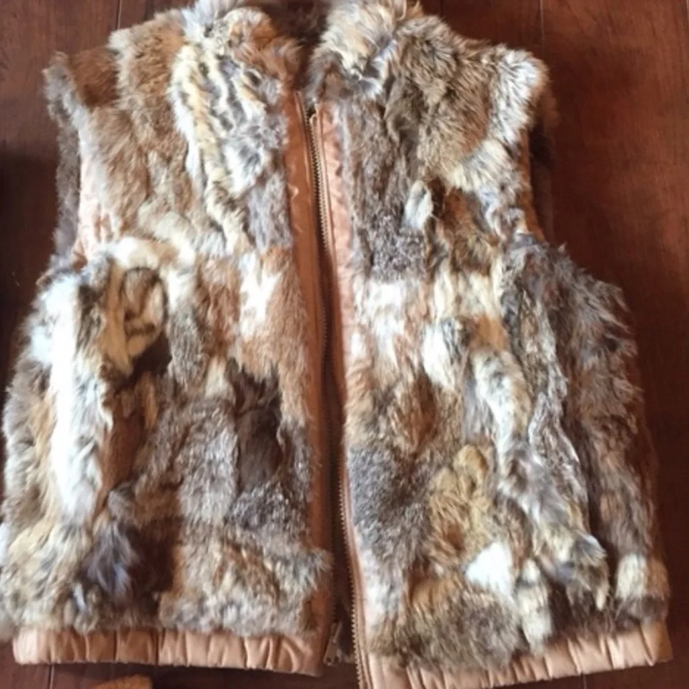 Genuine Rabbit Fur vest - Picture 2 of 4